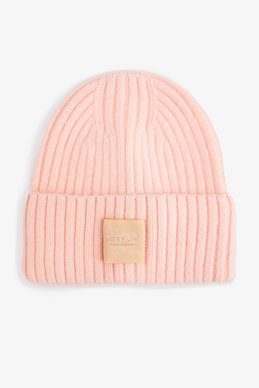Розовая ангоровая шапка с отворотом