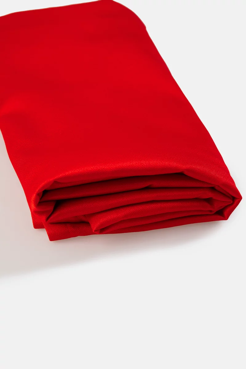 Червона скатертина 140х220 см Червона скатертина 140х220 см фотографія 2