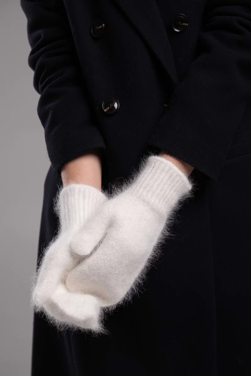 Набор из ангоровых перчаток и крема для рук HONEY NUDE фотография 3