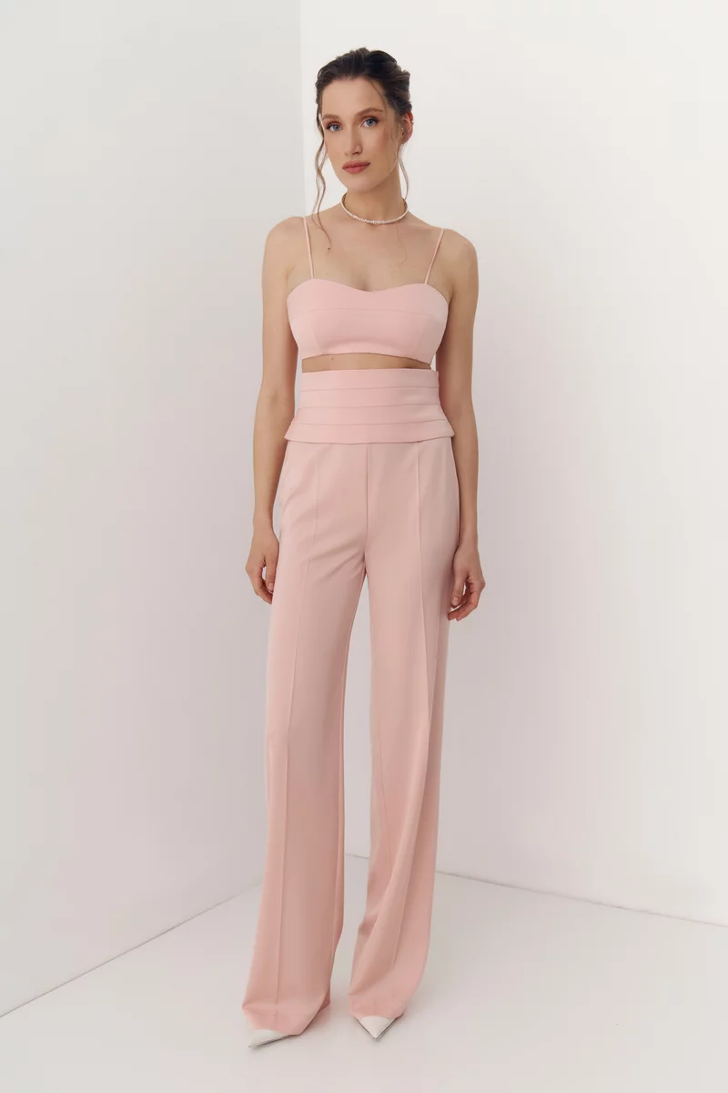 Розовые сатиновые штаны прямого кроя с поясом фотография 1