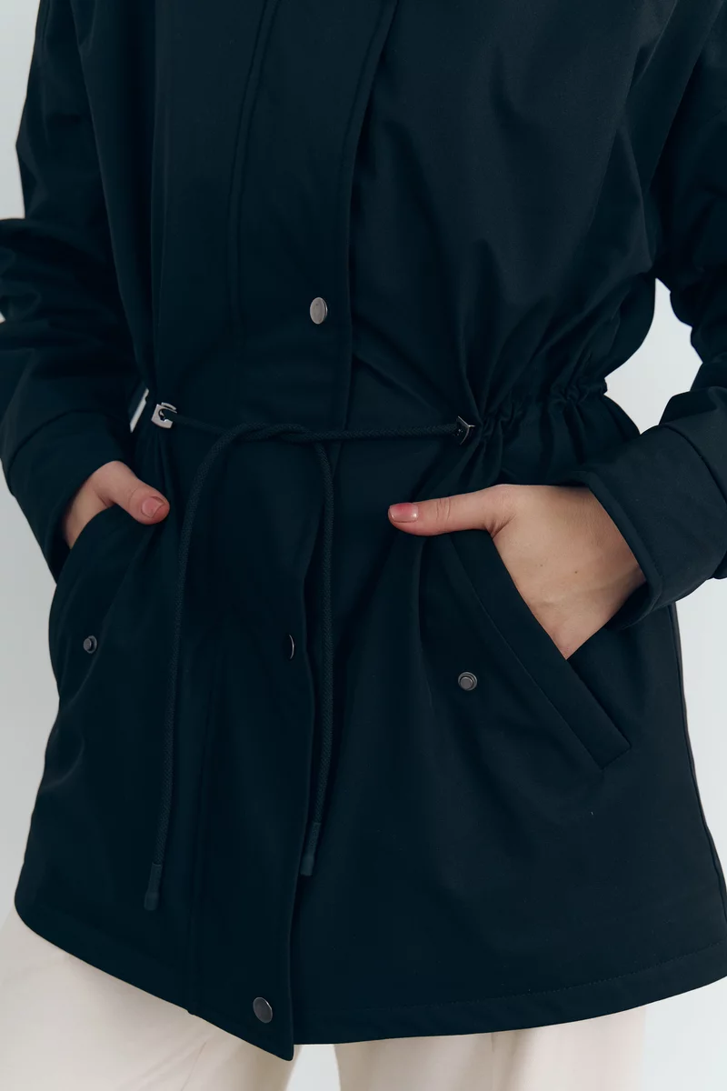 Черная куртка-парка с капюшоном Черная куртка-парка с капюшоном фотография 3