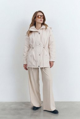 Молочная куртка-парка с капюшоном