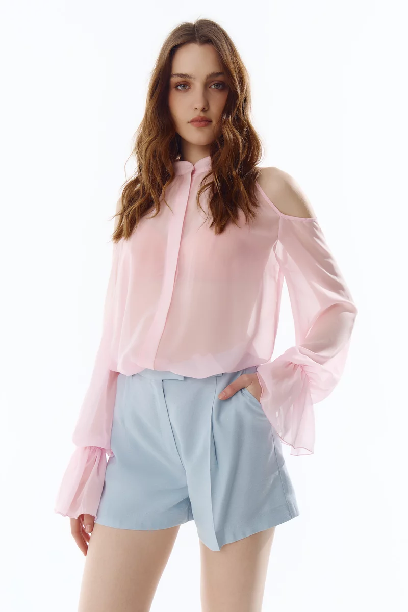 Pink chiffon blouse with open shoulders photo 1