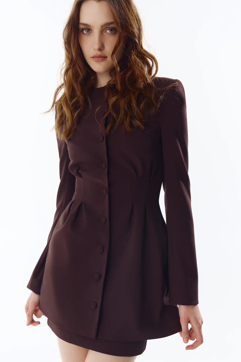 Комплект из мини-юбки и платья в шоколадном оттенке фотография 4