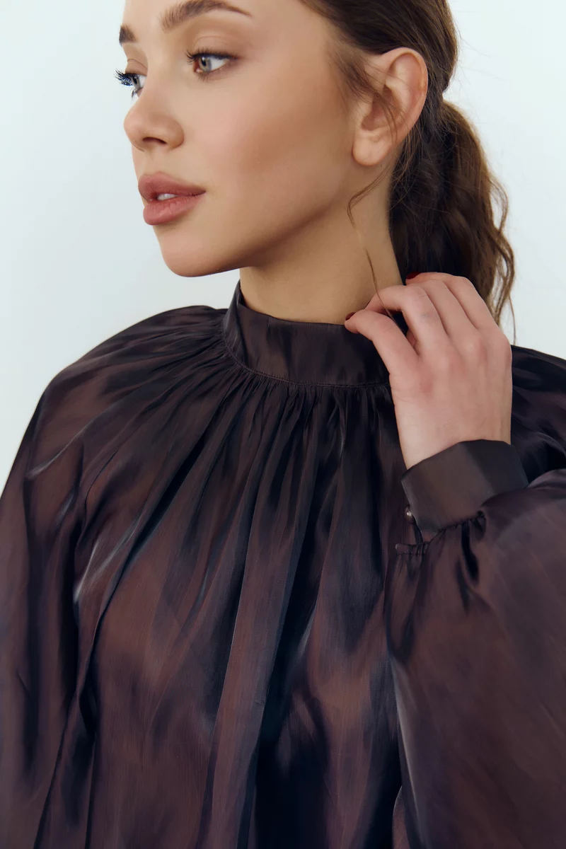 Блуза из тенсела в шоколадном оттенке фотография 5