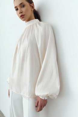 Молочная блуза из тенсела