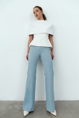 Молочный комплект из топа и кейпа