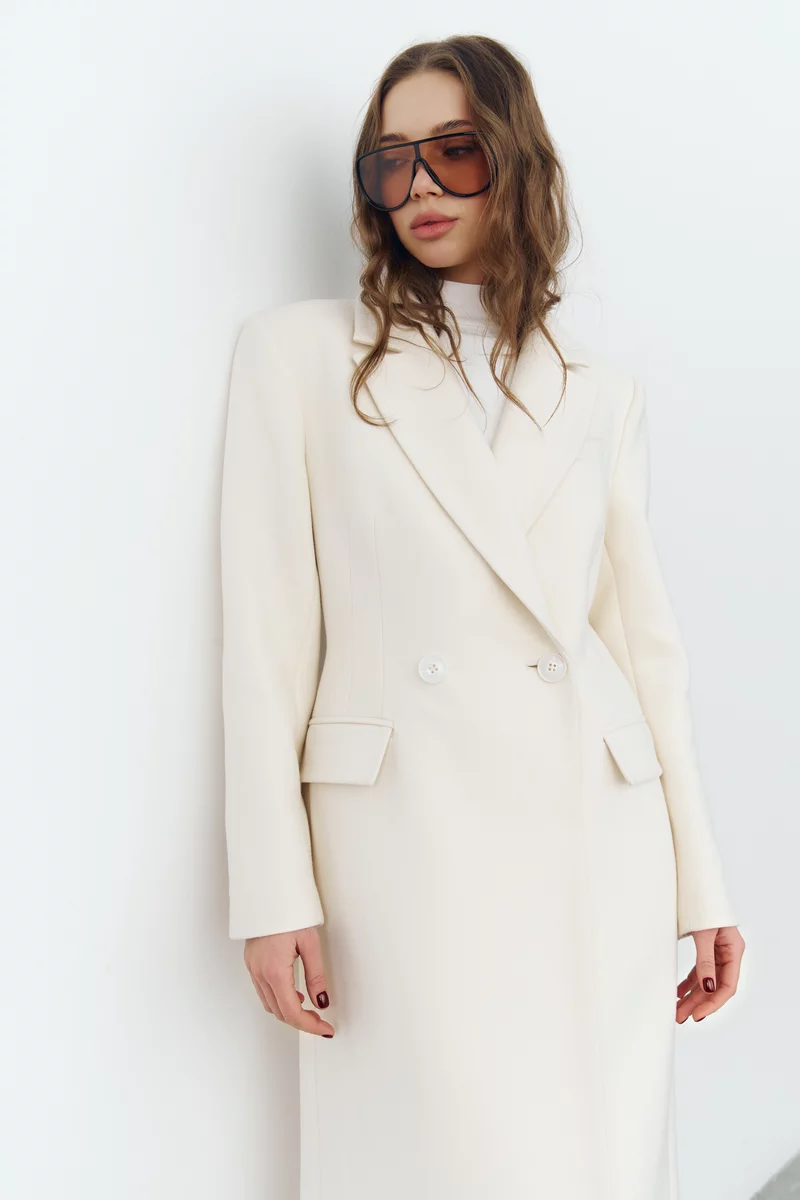 Молочное шерстяное двубортное пальто Молочное шерстяное двубортное пальто фотография 4