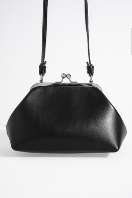 Черная сумка-саквояж из натуральной кожи