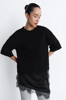 Чорна бавовняна футболка з мереживною вставкою