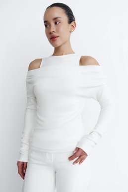 Молочный трикотажный комплект из майки и лонгслива