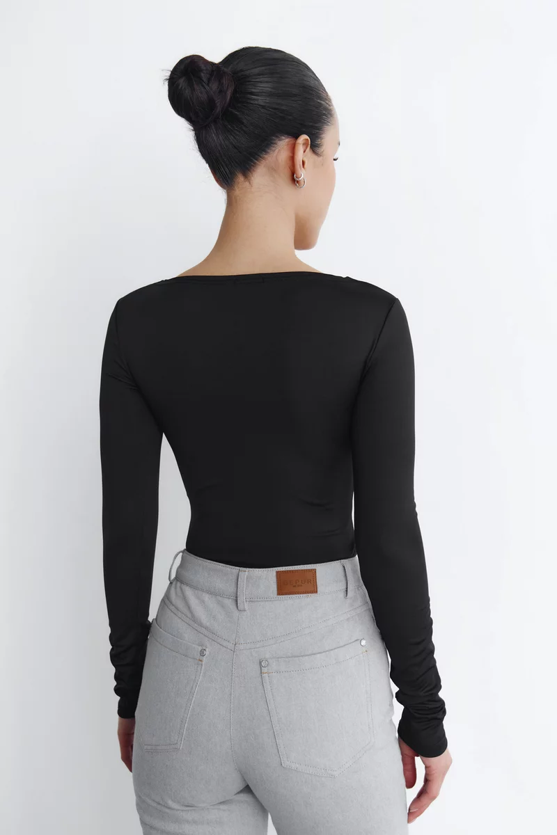 Черный трикотажный боди с акцентным лифом фотография 4