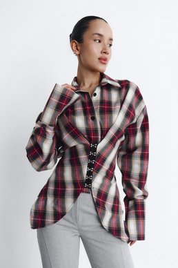 Бордовая клетчатая рубашка асимметричного кроя на крючках