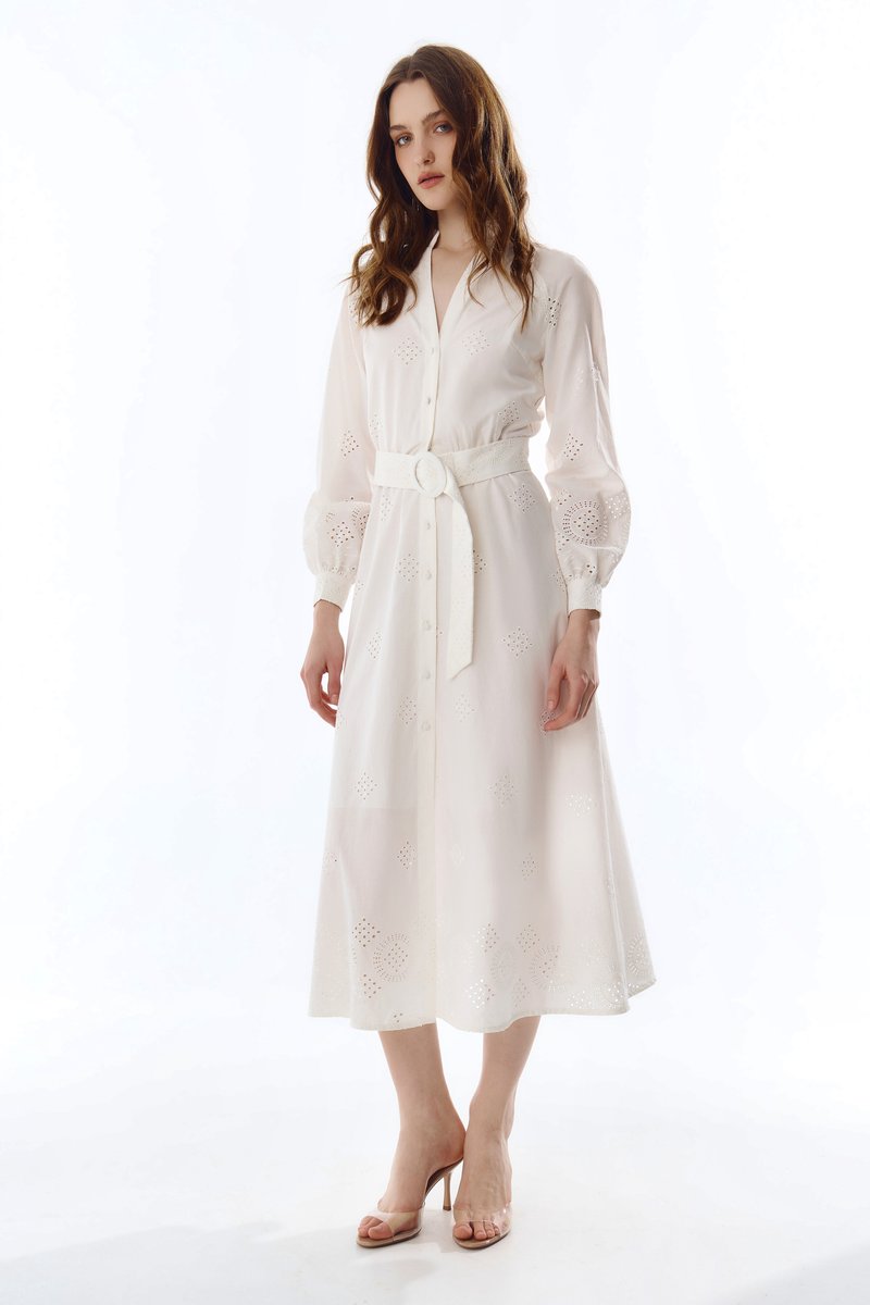 Молочное платье миди из прошвы фотография 1
