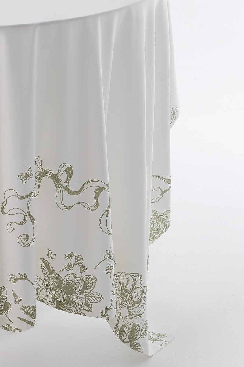Milky tablecloth with festive print 140x220 cm image 1