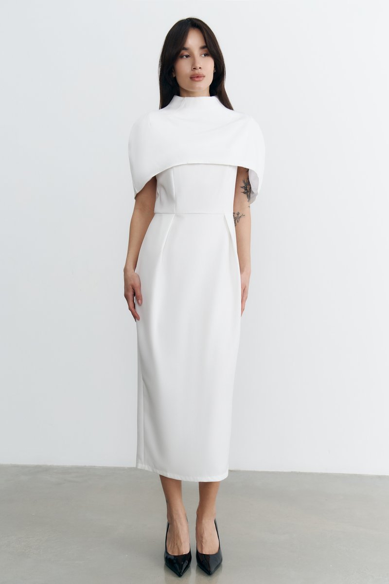 Белый комплект из платья миди и кейпа фотография 1