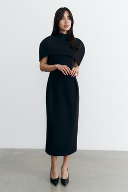 Черный комплект из платья миди и кейпа