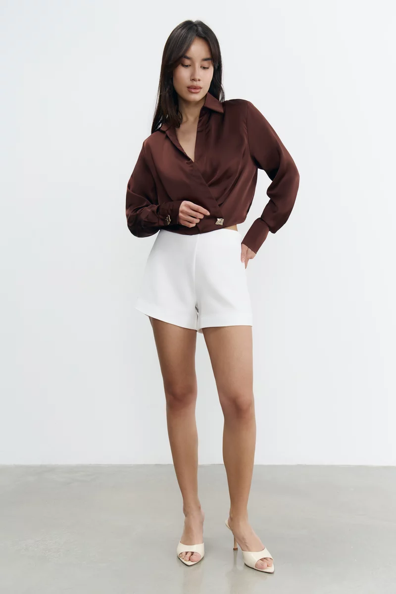 Белые шорты с высокой посадкой фотография 1