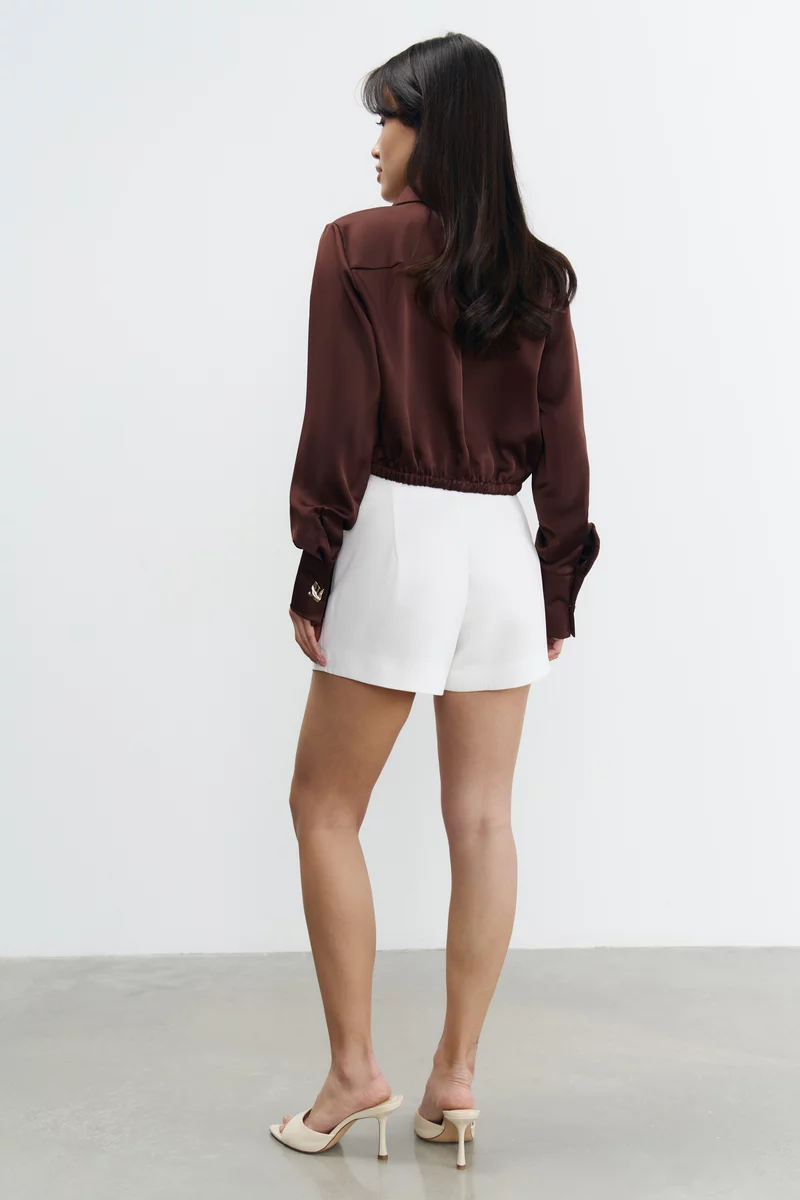 Белые шорты с высокой посадкой фотография 4