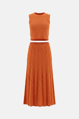 Оранжевый комплект из юбки и топа с ажурной вязкой