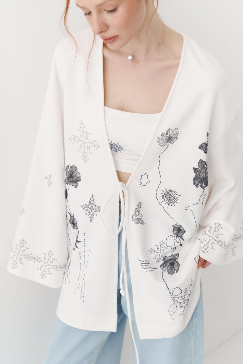 Молочное трикотажное кимоно на завязке Душа фотография 1