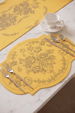 Желтый двухсторонний плейсмат с цветочным принтом 35х50 см