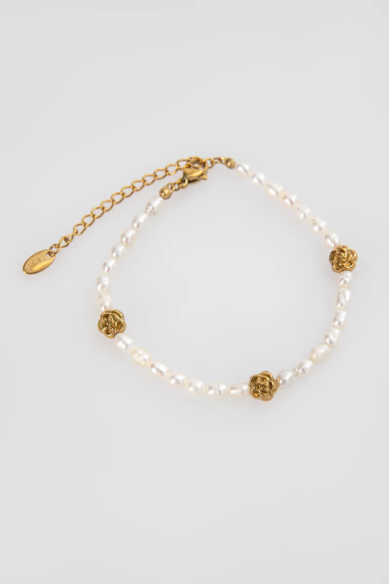 Молочный комбинированный браслет с жемчугом фотография 3