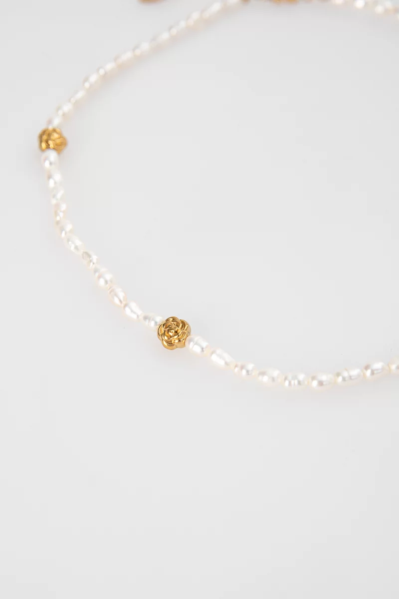 Молочное комбинированное колье с жемчугом фотография 4