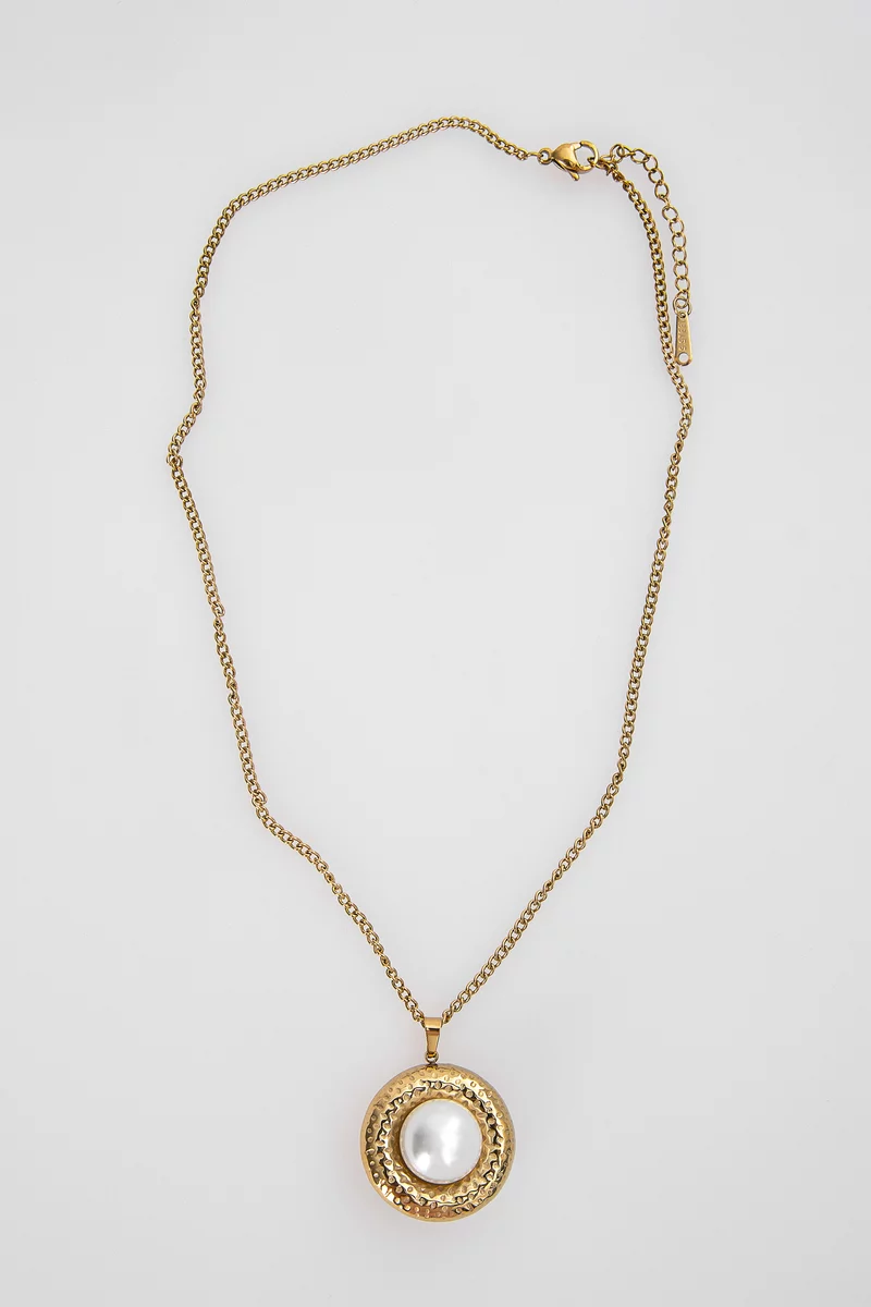 Золотистое колье с жемчугом фотография 3