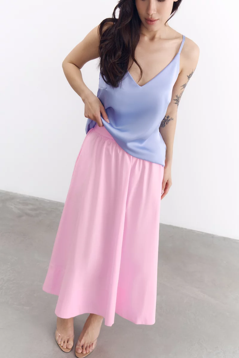 Рожева бавовняна спідниця міді фотографія 2