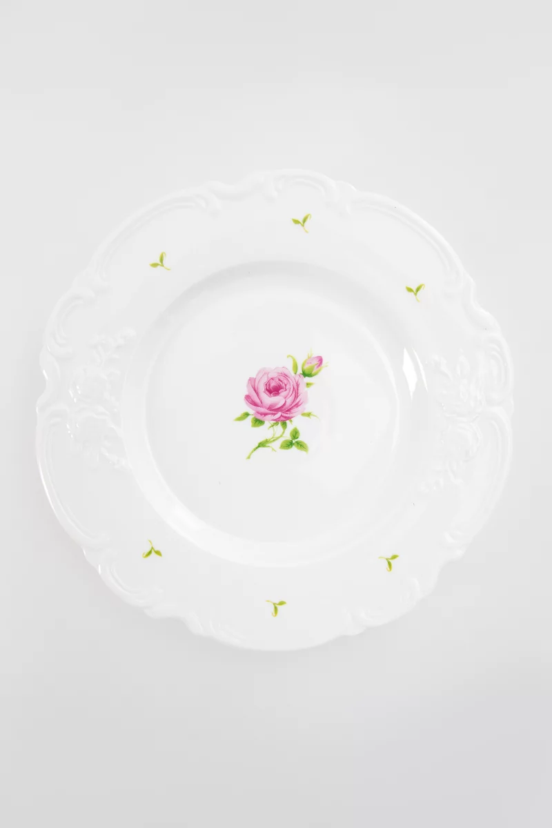 Набор из двух фарфоровых тарелок с розой фотография 4