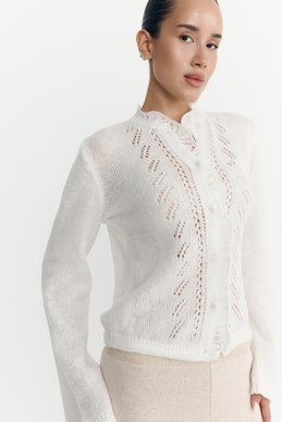 Milk sweater with buttons