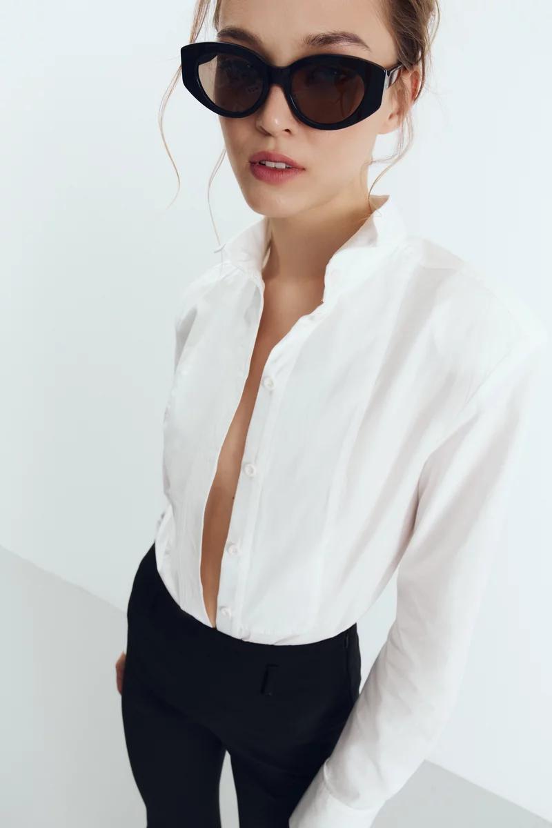 Milk cotton shirt with a cinched waist photo 3