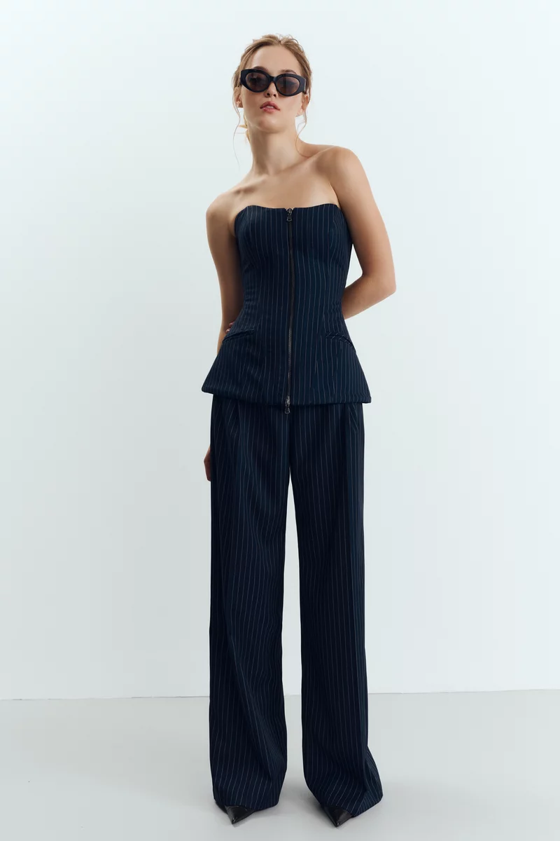 Blue suiting palazzo pants photo 3