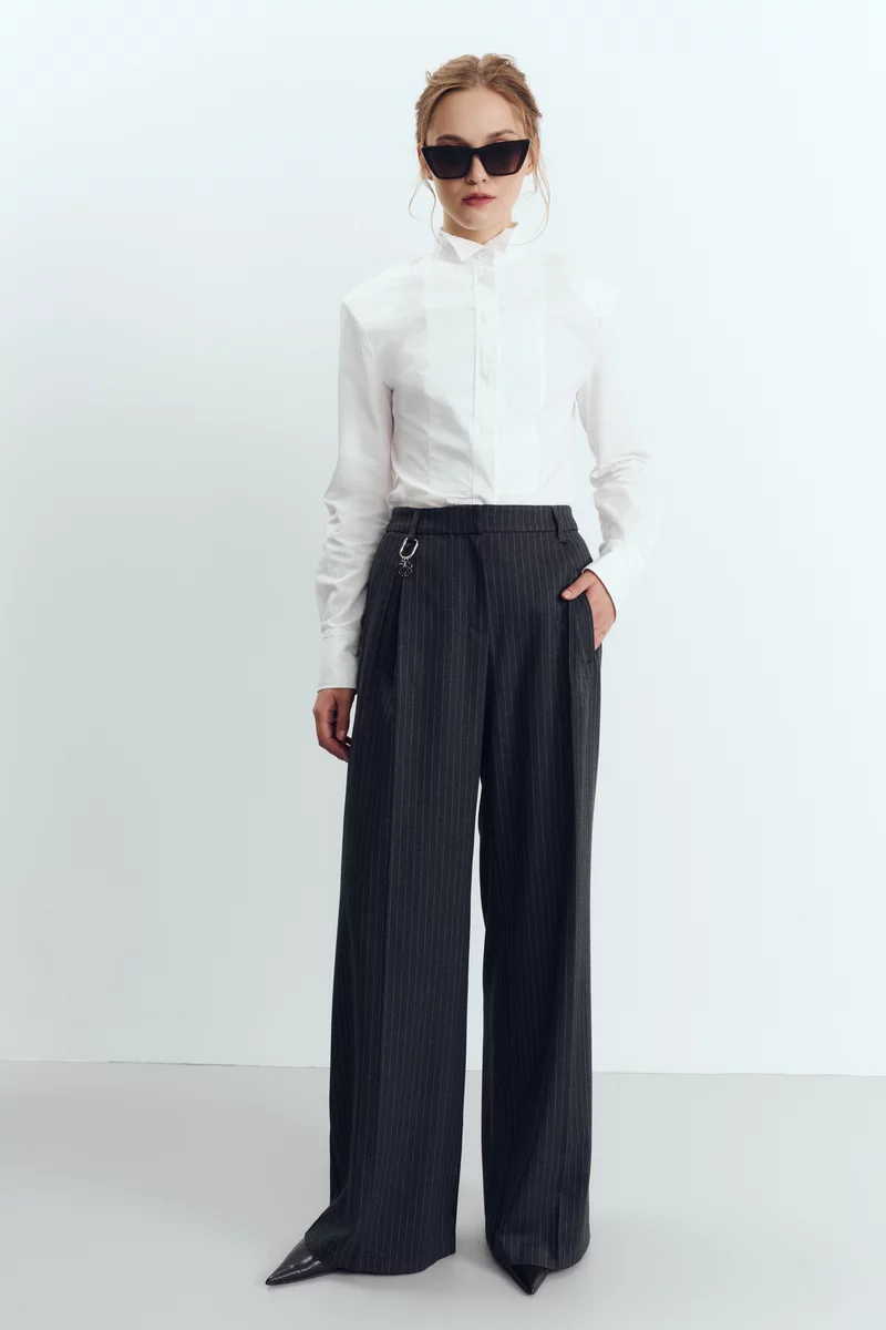 Gray suiting palazzo pants photo 2
