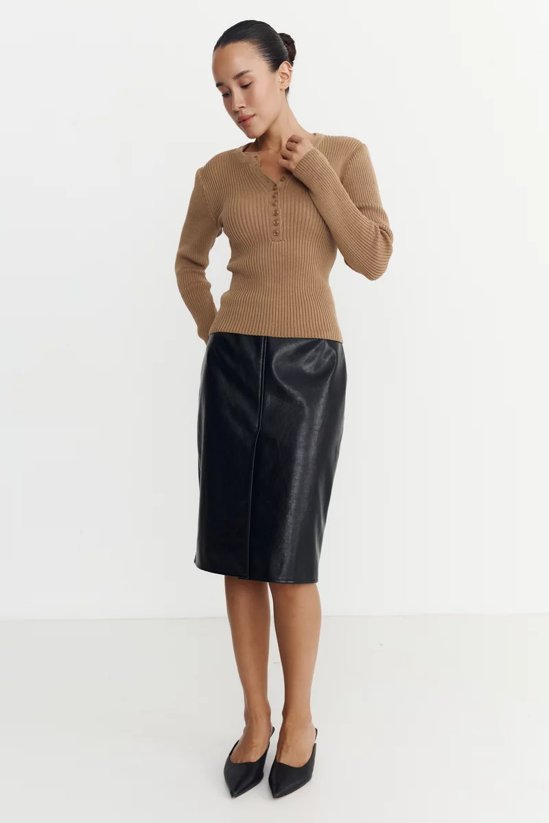 Knitted cotton longsleeve in camel color photo 2