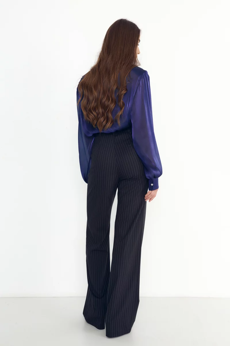 Black classic-cut pants photo 4